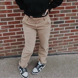 Size 6 American Eagle cargo pants